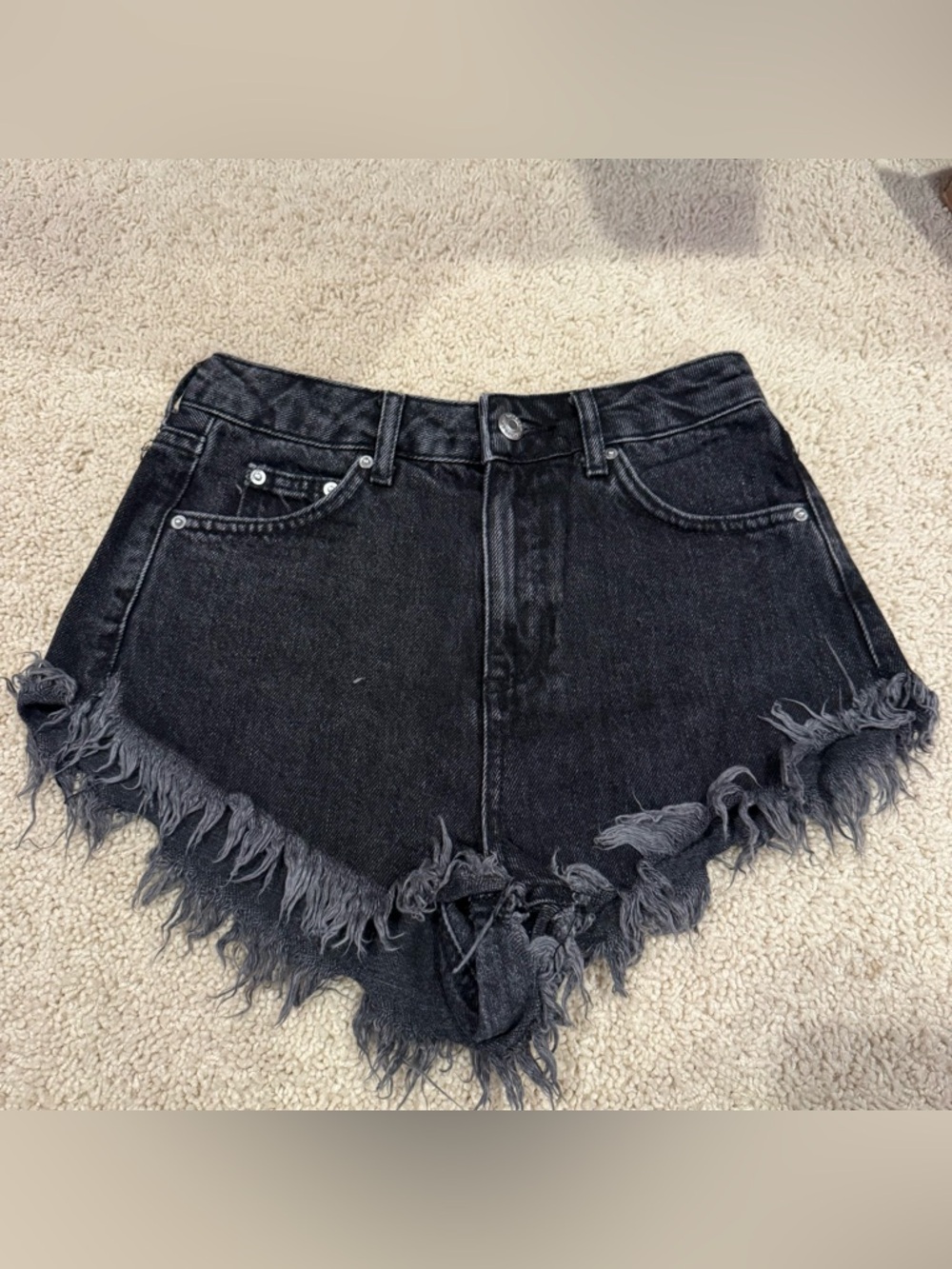 Black topshop kiri denim shorts. Size US 4.